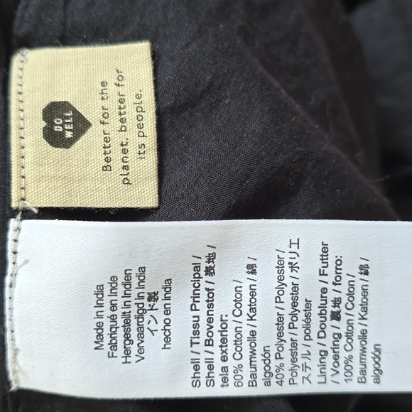 Seersucker Puff-Sleeve Cutout Mini Dress - Picture 11 of 12